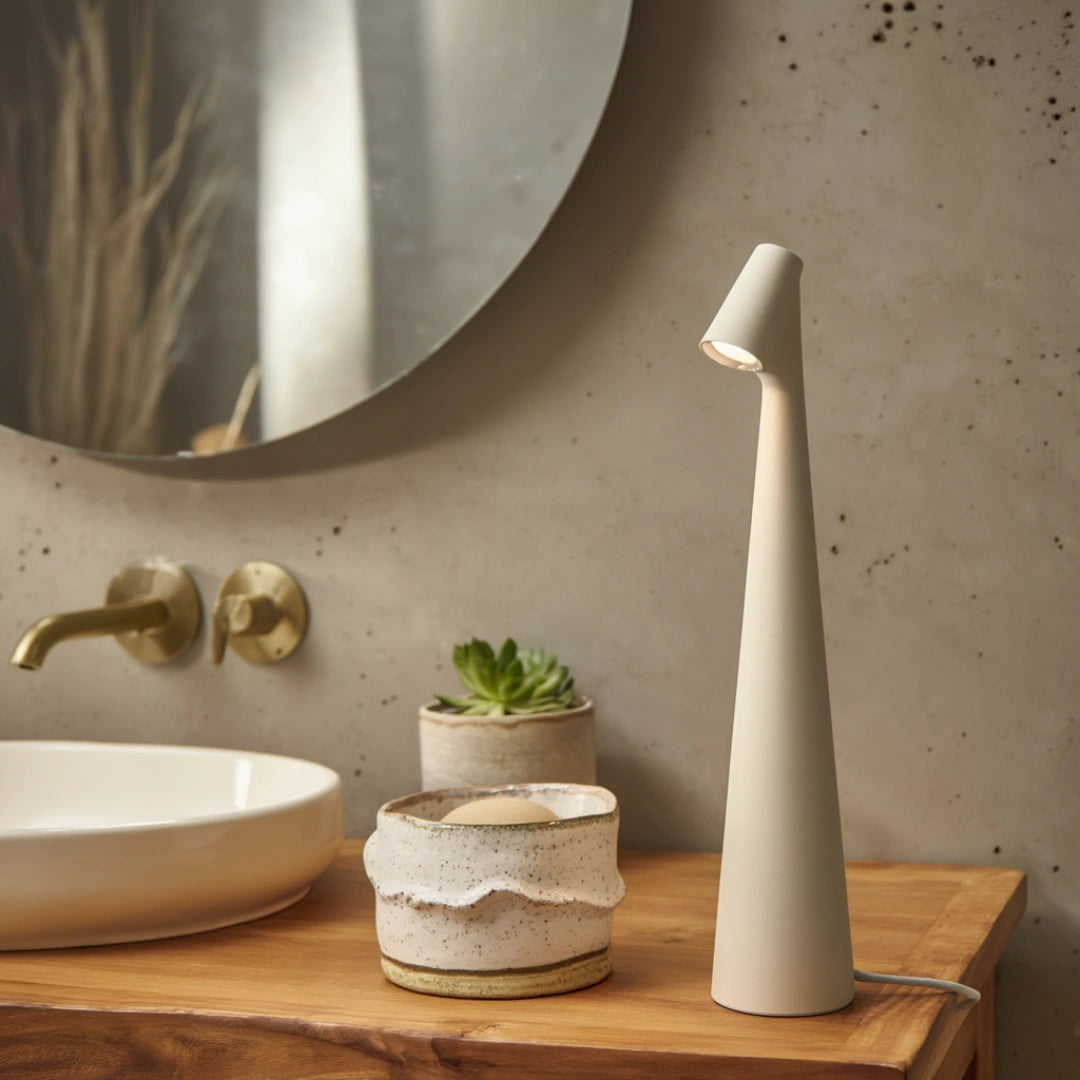 Table Lamp | AVEN