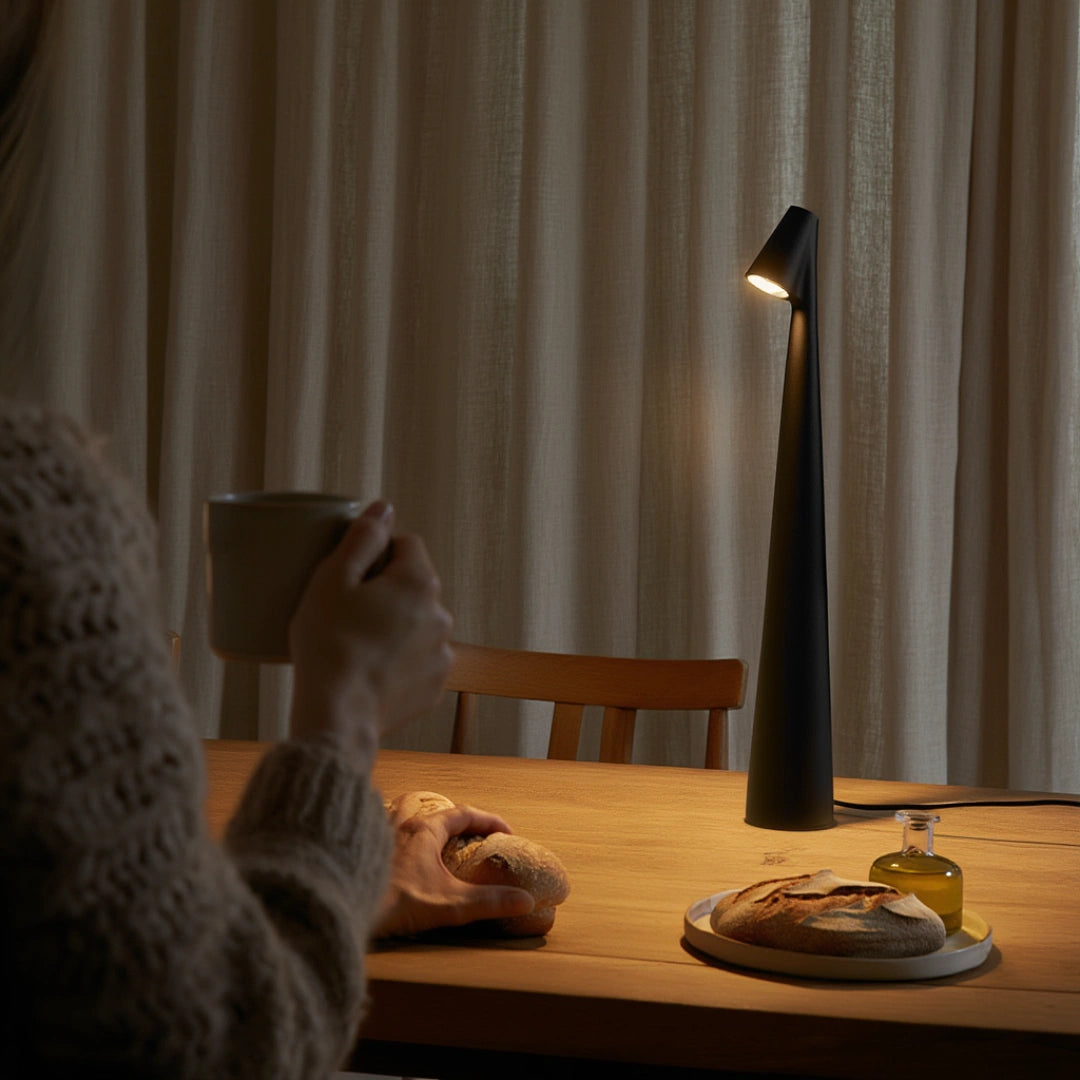 Table Lamp | AVEN