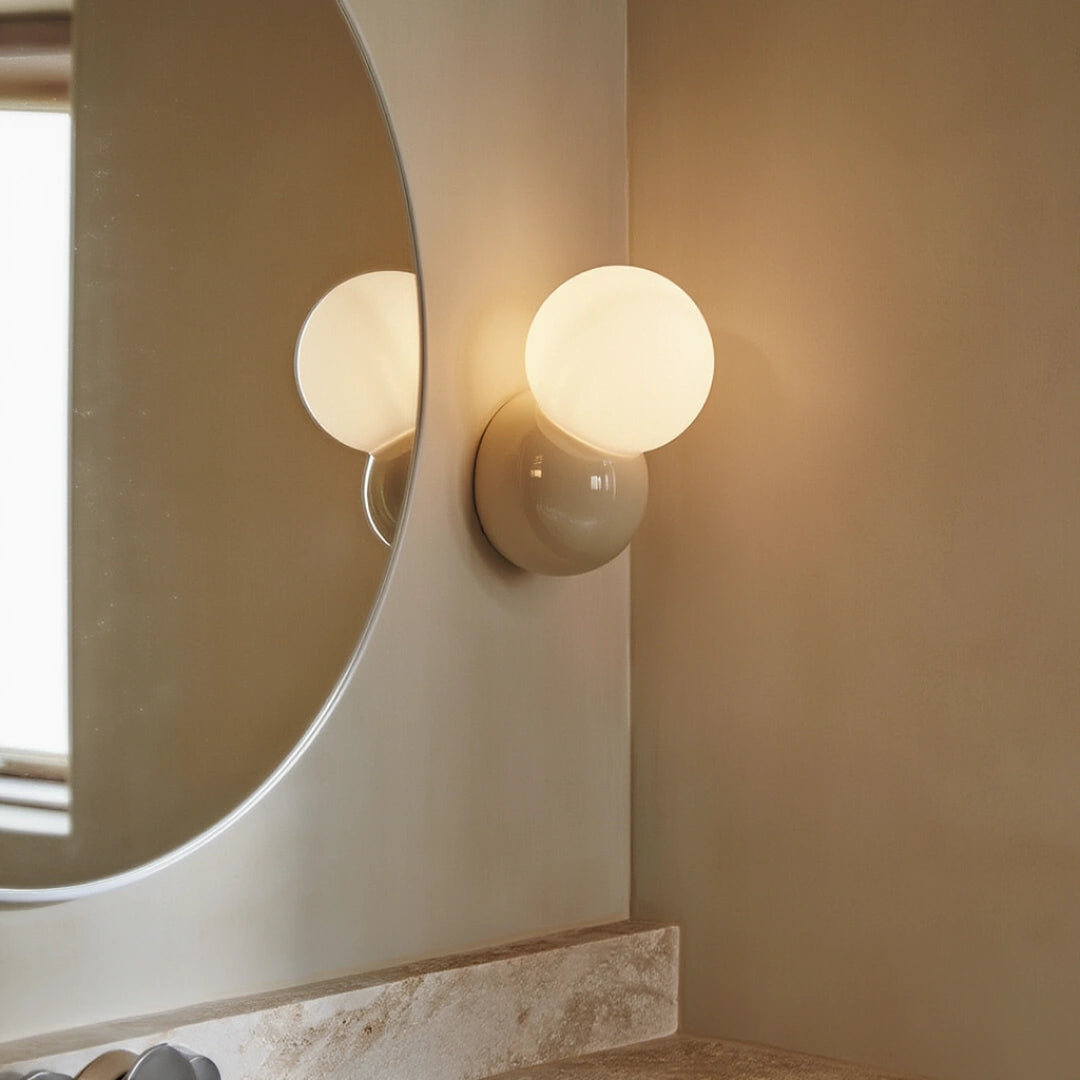Wall Light | MIRA