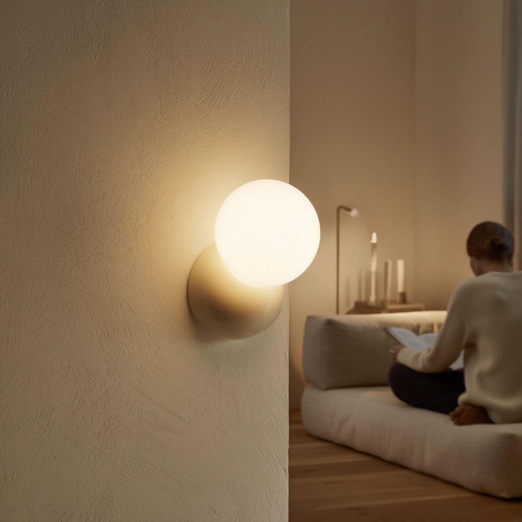 Wall Light | MIRA