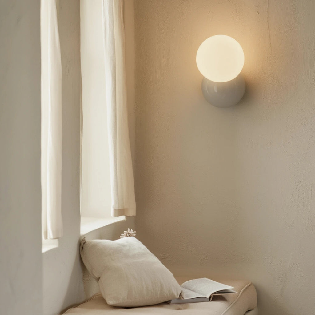 Wall Light | MIRA